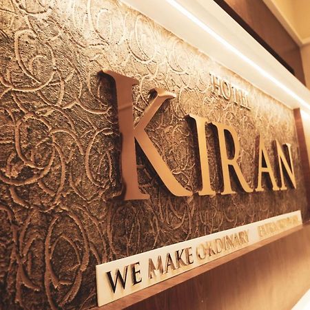 Hotel Kiran Miraj Ngoại thất bức ảnh